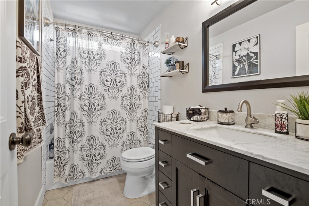 2226 S Magnolia Avenue