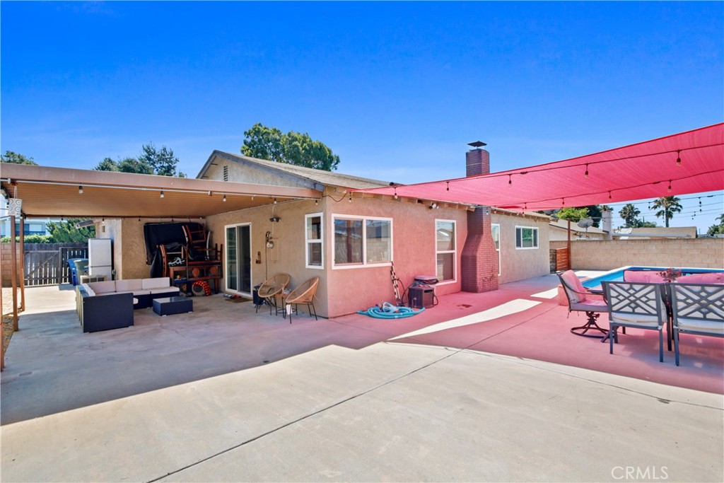 2226 S Magnolia Avenue