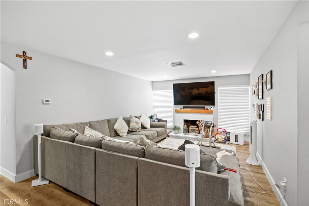 2226 S Magnolia Avenue