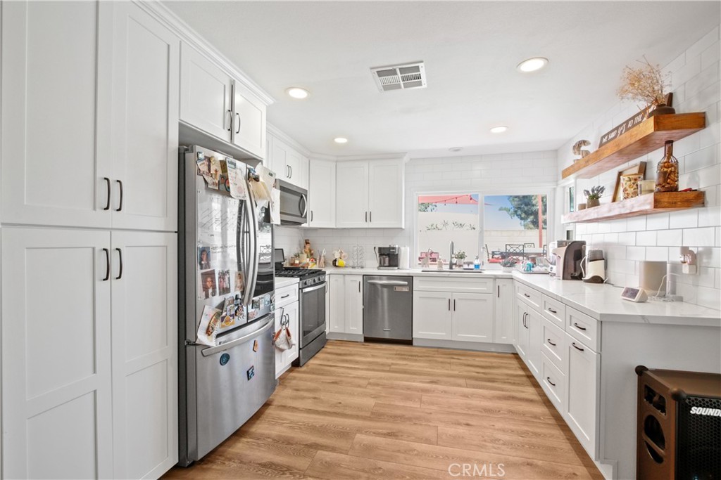 2226 S Magnolia Avenue