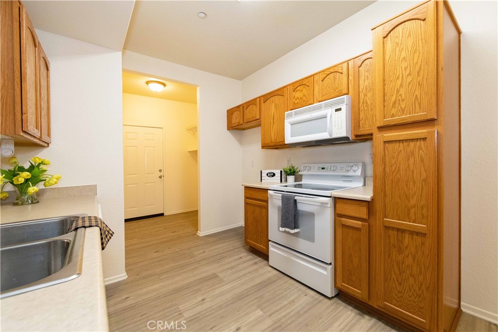 41410 Juniper St 2112