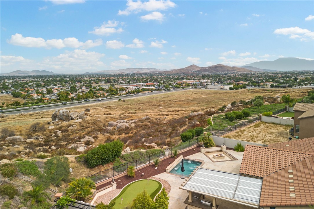 25728 Buffalo Circle