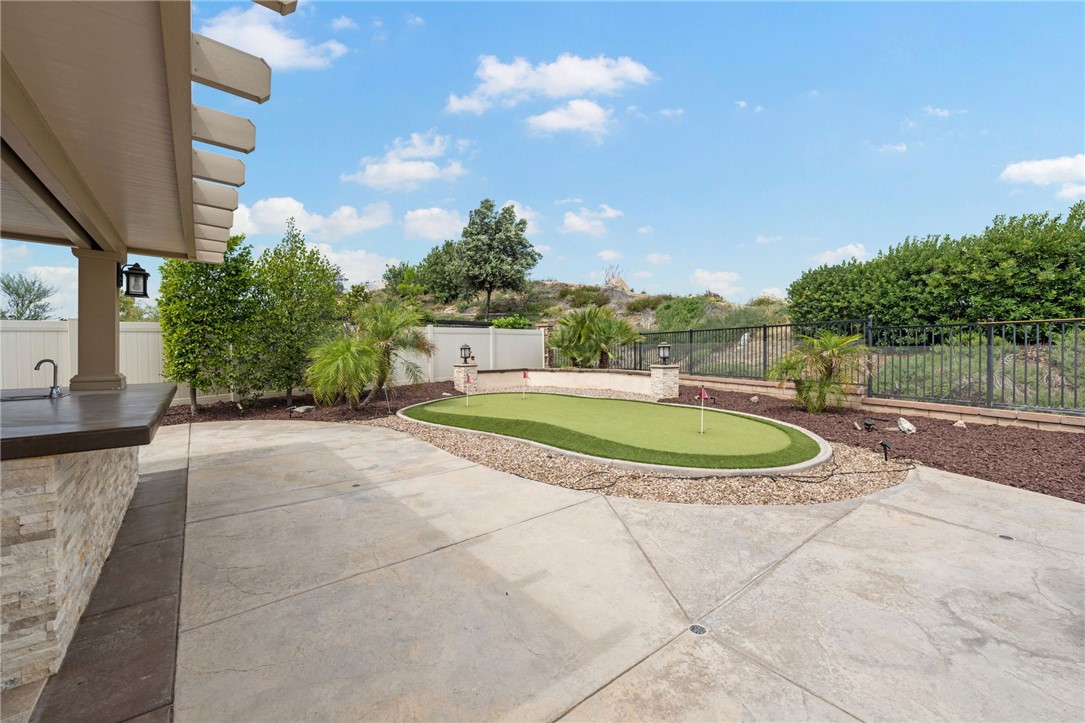 25728 Buffalo Circle
