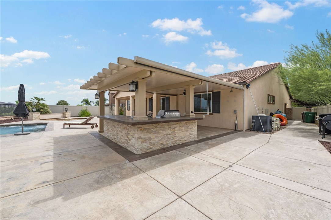 25728 Buffalo Circle