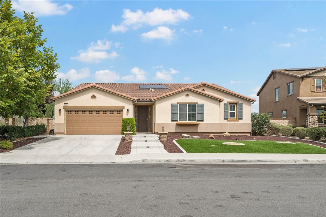 25728 Buffalo Circle