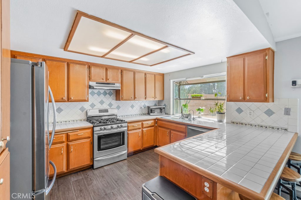 25199 El Greco Drive