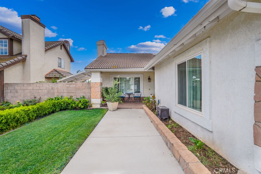 25199 El Greco Drive