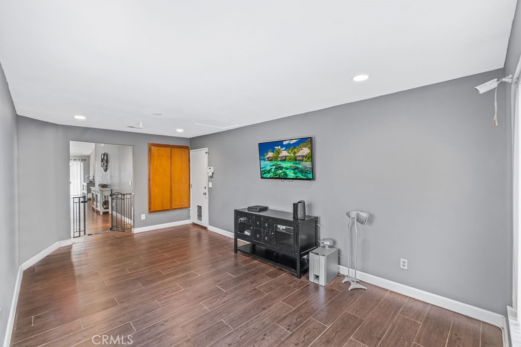 25199 El Greco Drive