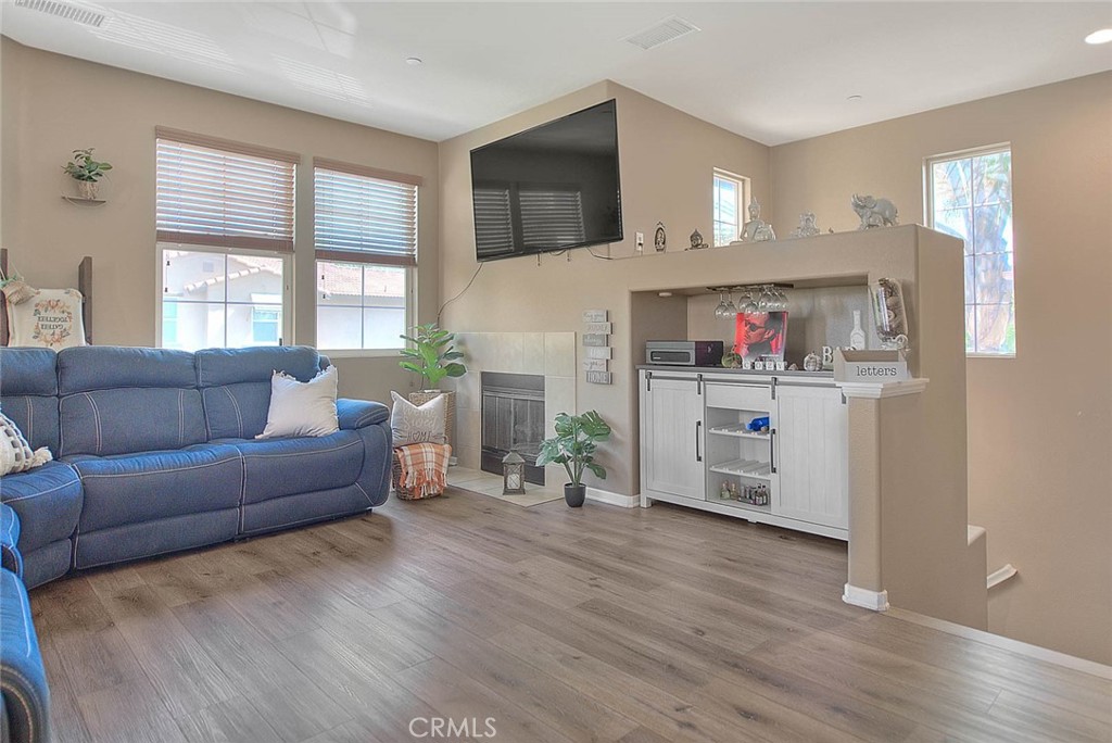 1625 Perennial Court