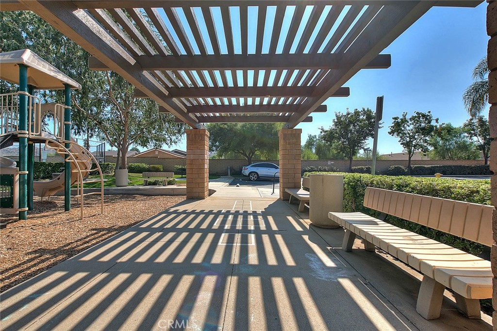 1625 Perennial Court