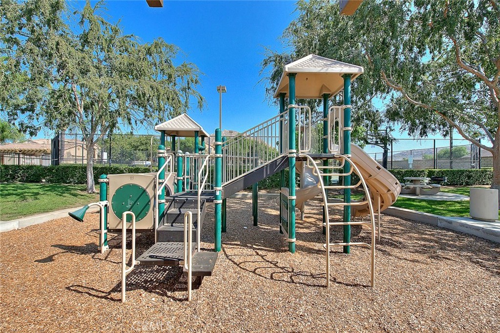 1625 Perennial Court