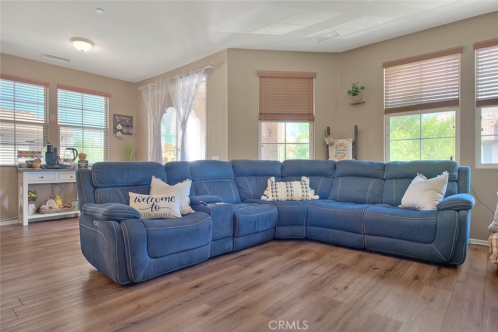 1625 Perennial Court