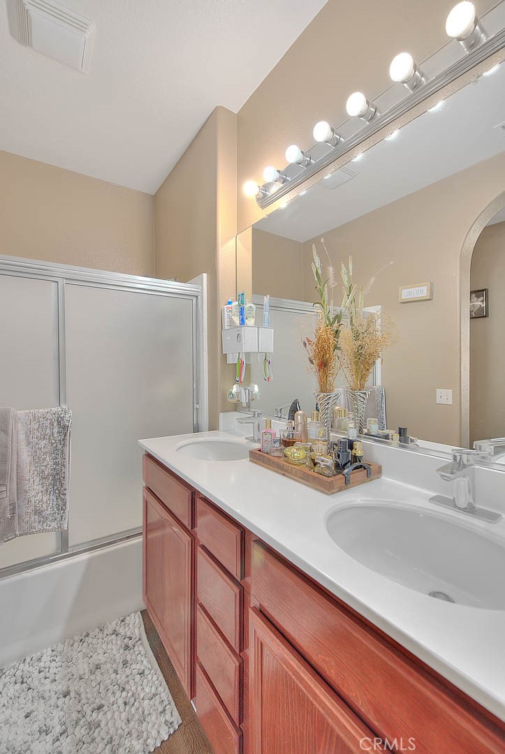 1625 Perennial Court