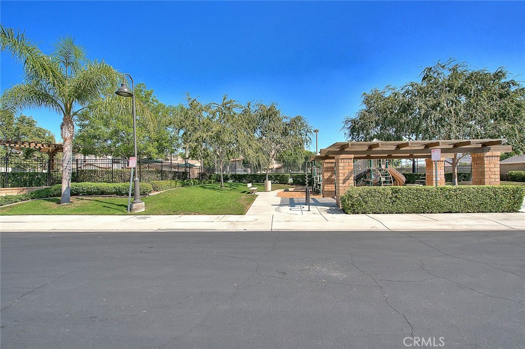 1625 Perennial Court