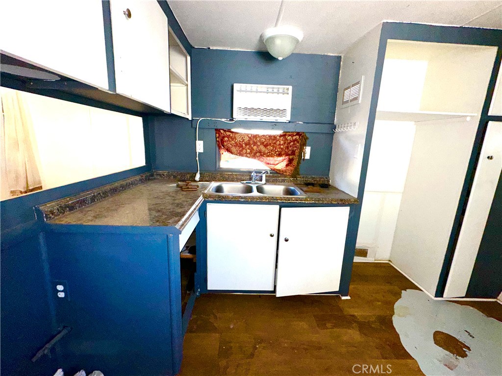 6426 Valley View St 9