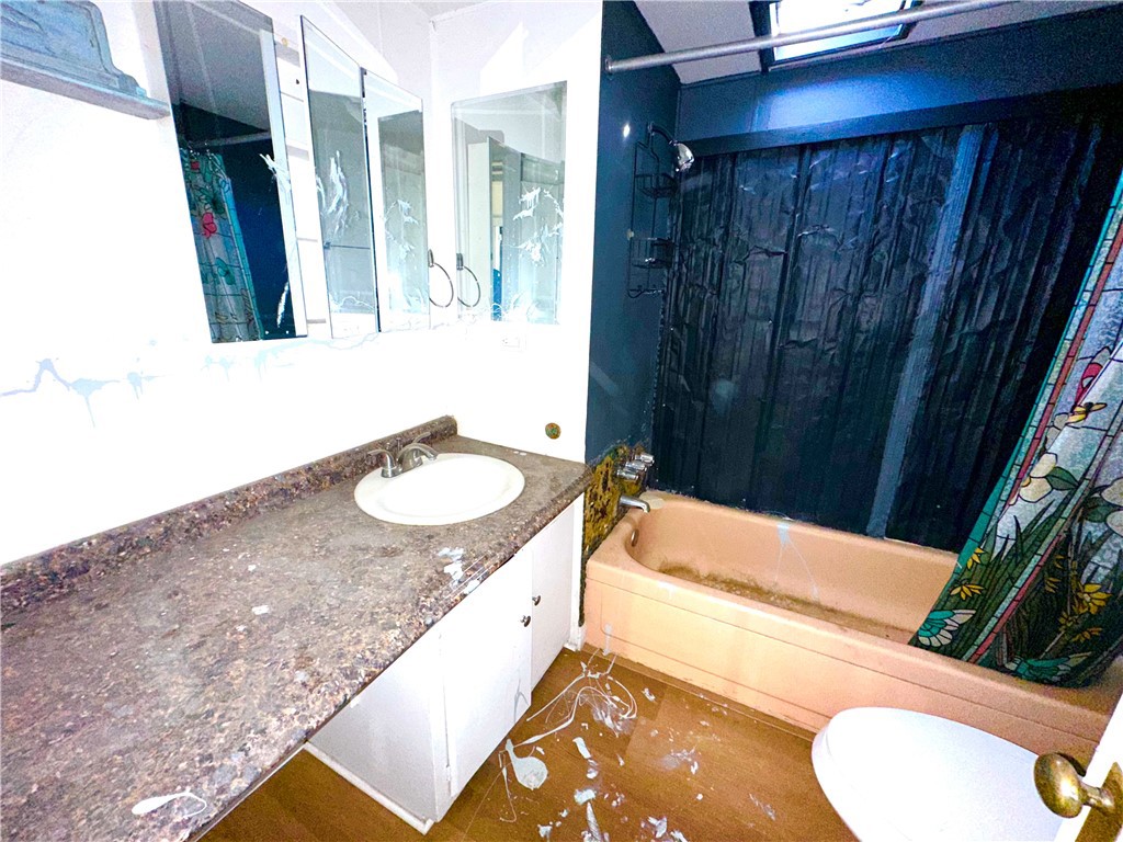 6426 Valley View St 9