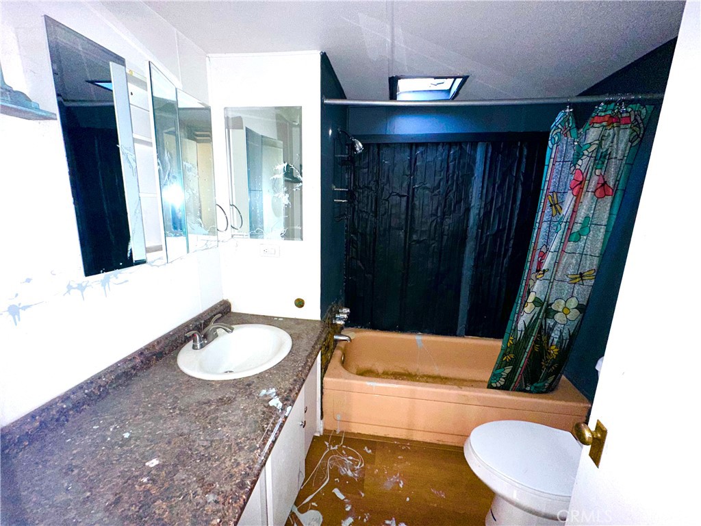 6426 Valley View St 9