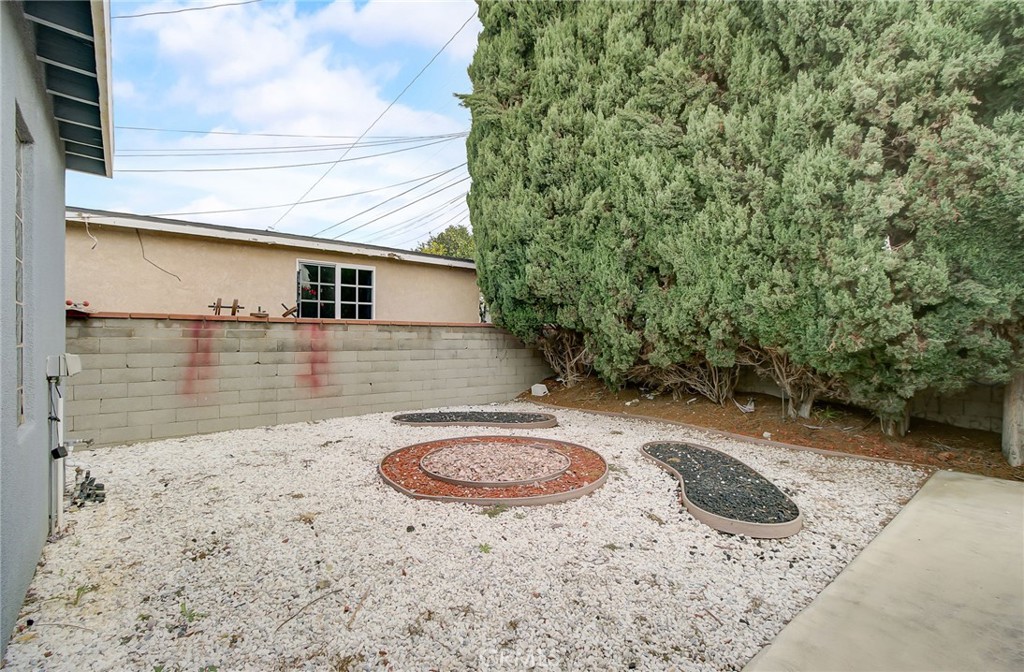 16218 S Caress Avenue