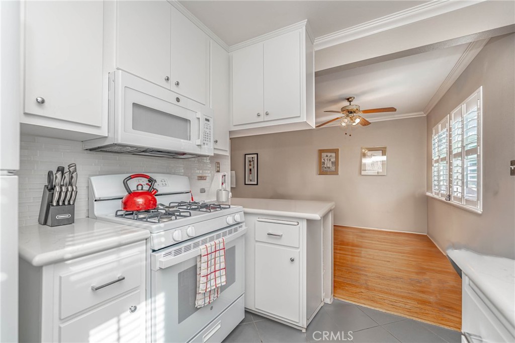 5880 Bowcroft Street 2