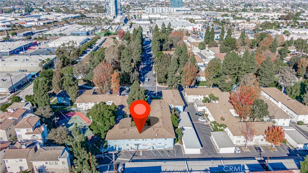 5880 Bowcroft Street 2