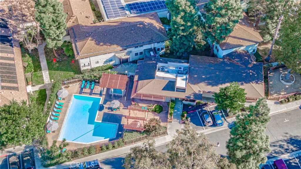 5880 Bowcroft Street 2