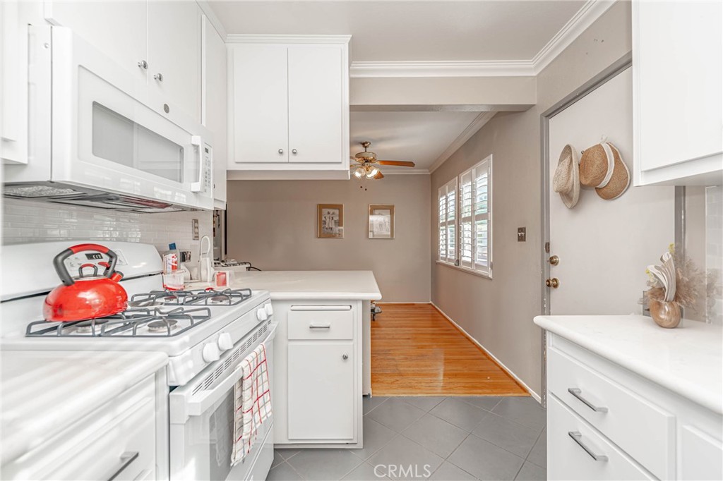 5880 Bowcroft Street 2