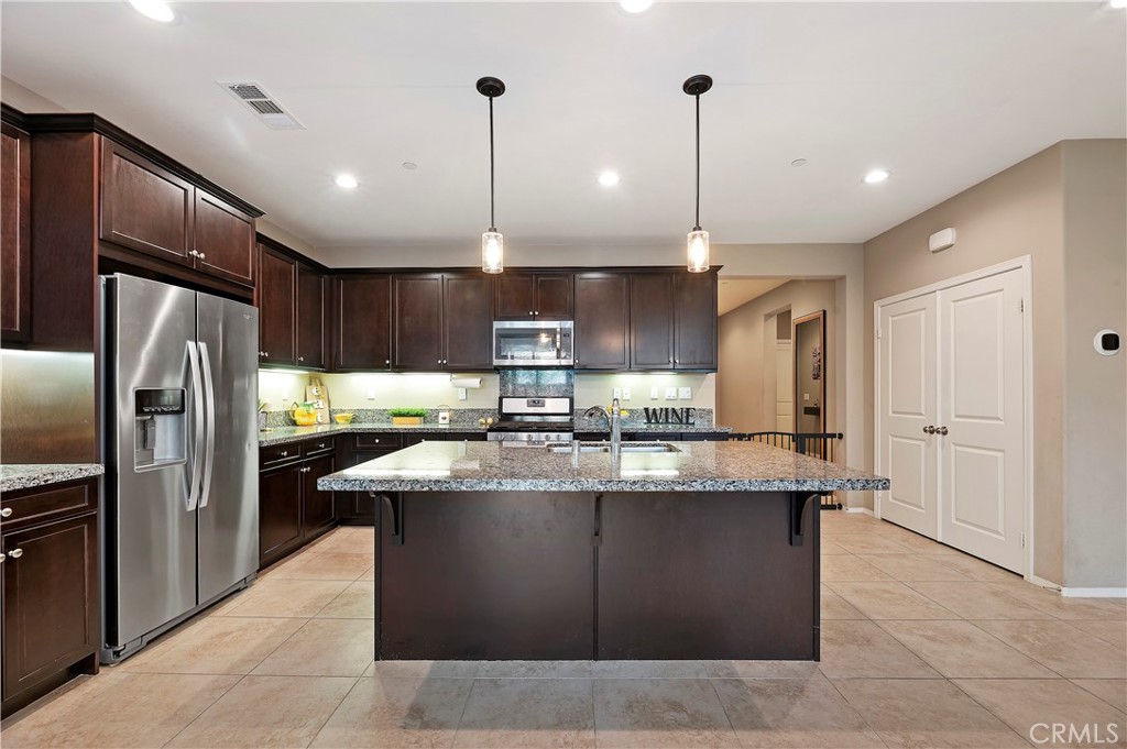 27807 Paddleboat Court