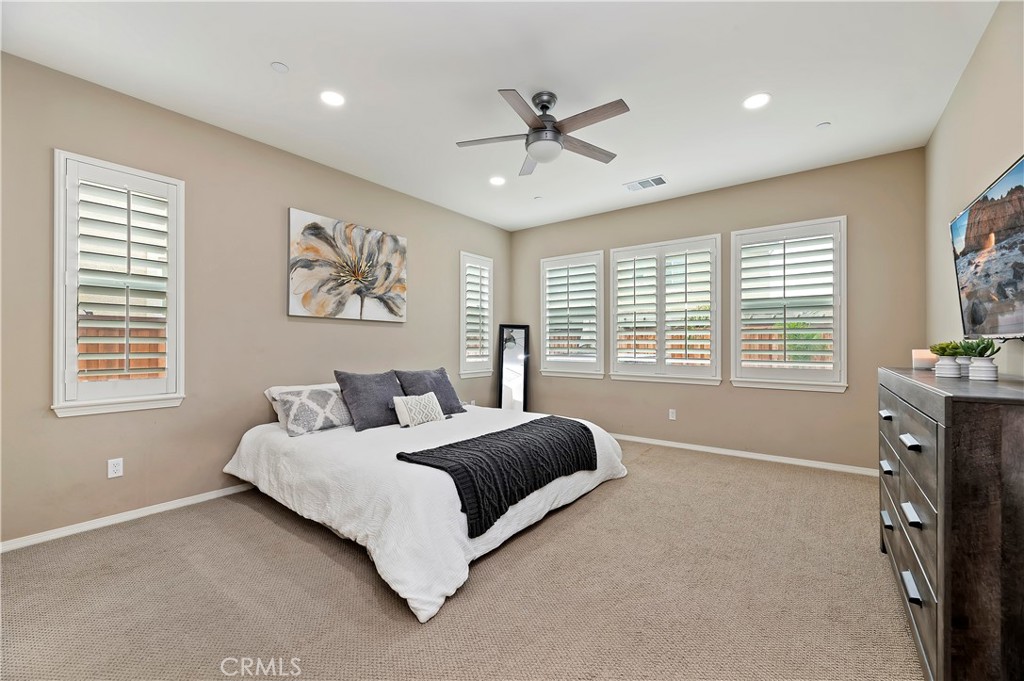 27807 Paddleboat Court