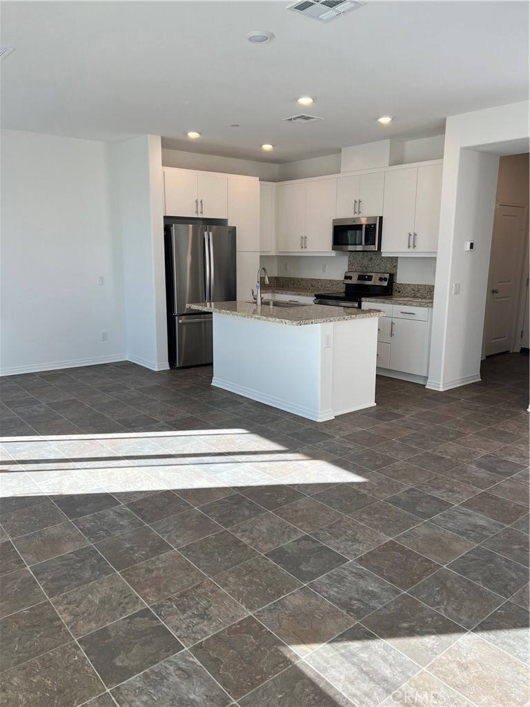 36351 Elizabeth 17101