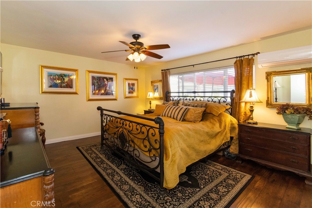 3747 Vista Campana S 36