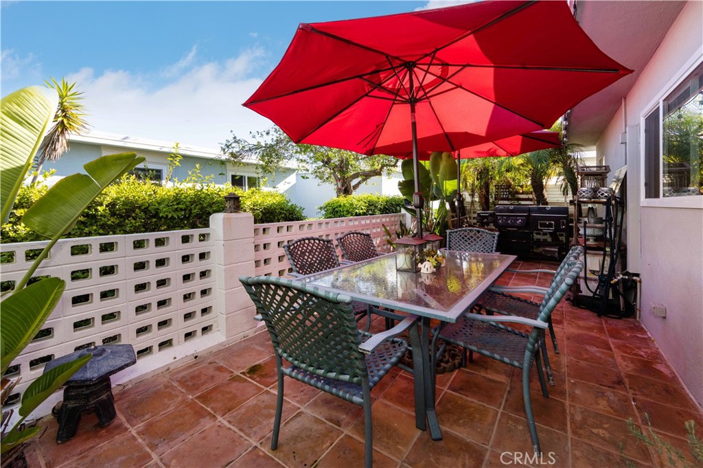 3747 Vista Campana S 36