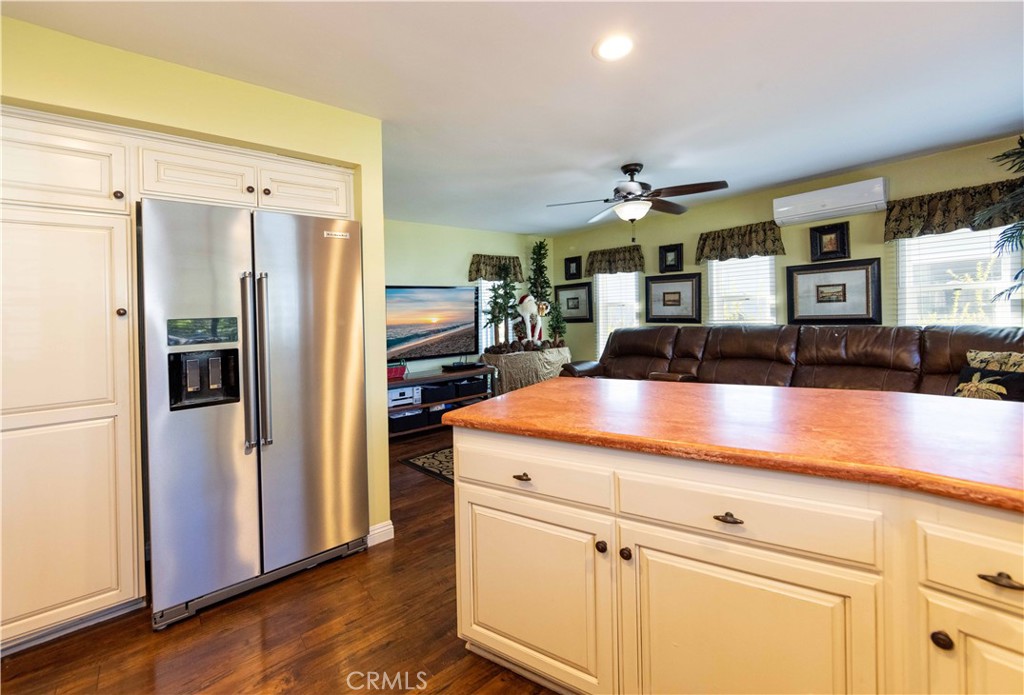 3747 Vista Campana S 36