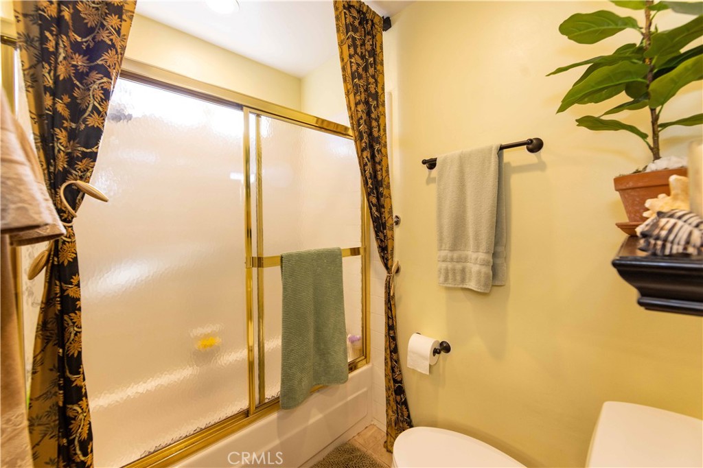 3747 Vista Campana S 36