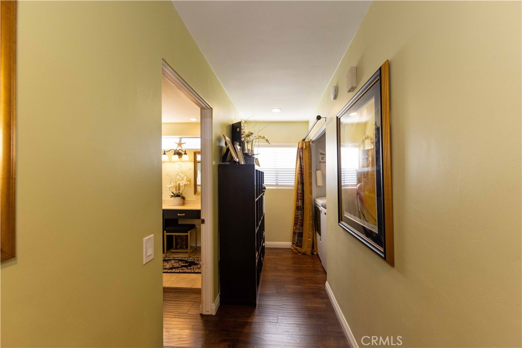 3747 Vista Campana S 36