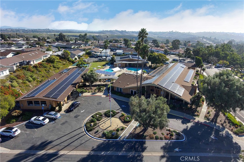 3747 Vista Campana S 36