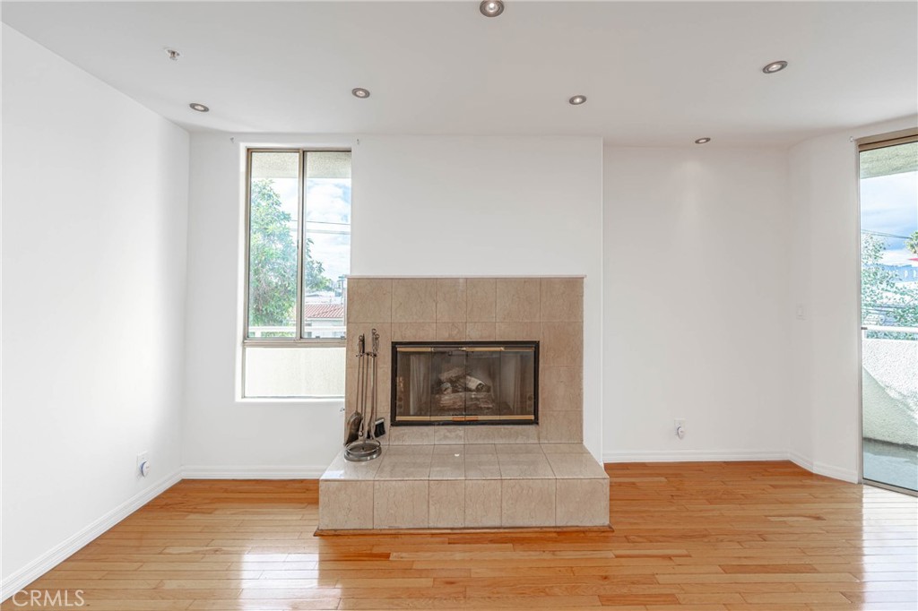 8559 Alcott Street 305