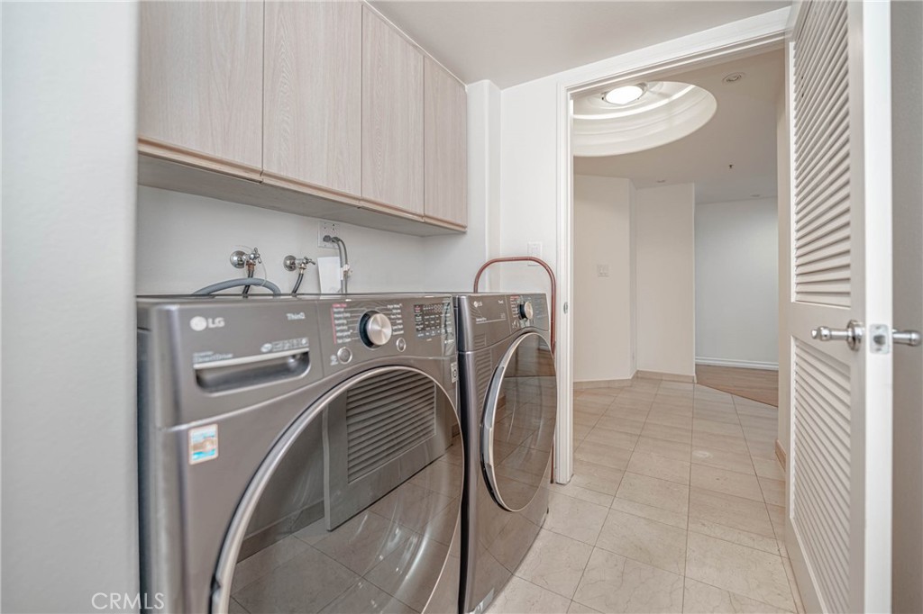 8559 Alcott Street 305