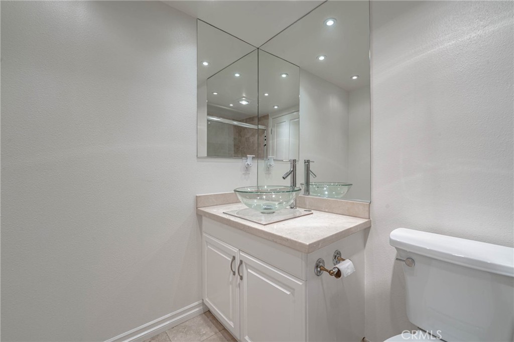 8559 Alcott Street 305