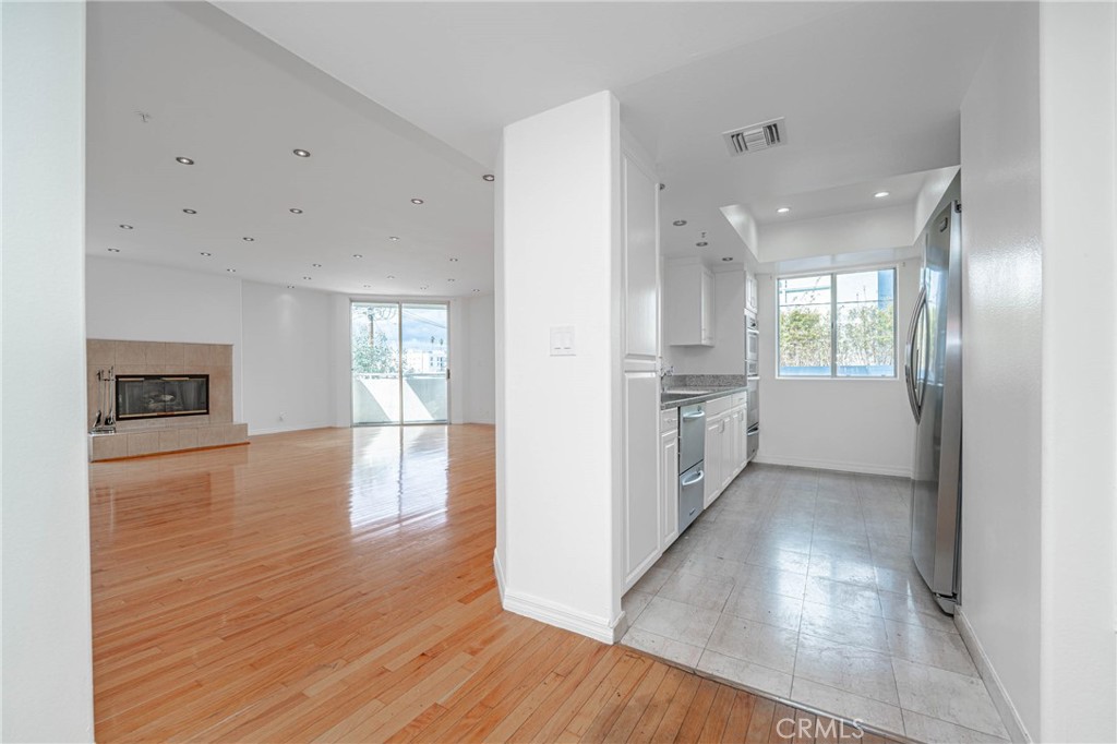 8559 Alcott Street 305