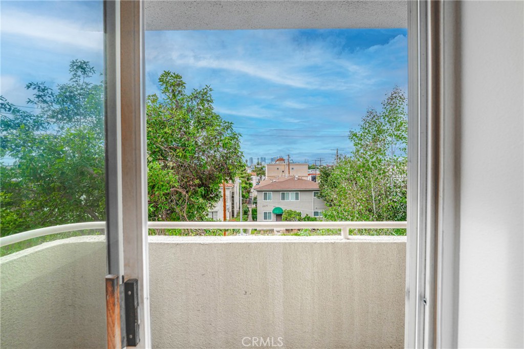 8559 Alcott Street 305