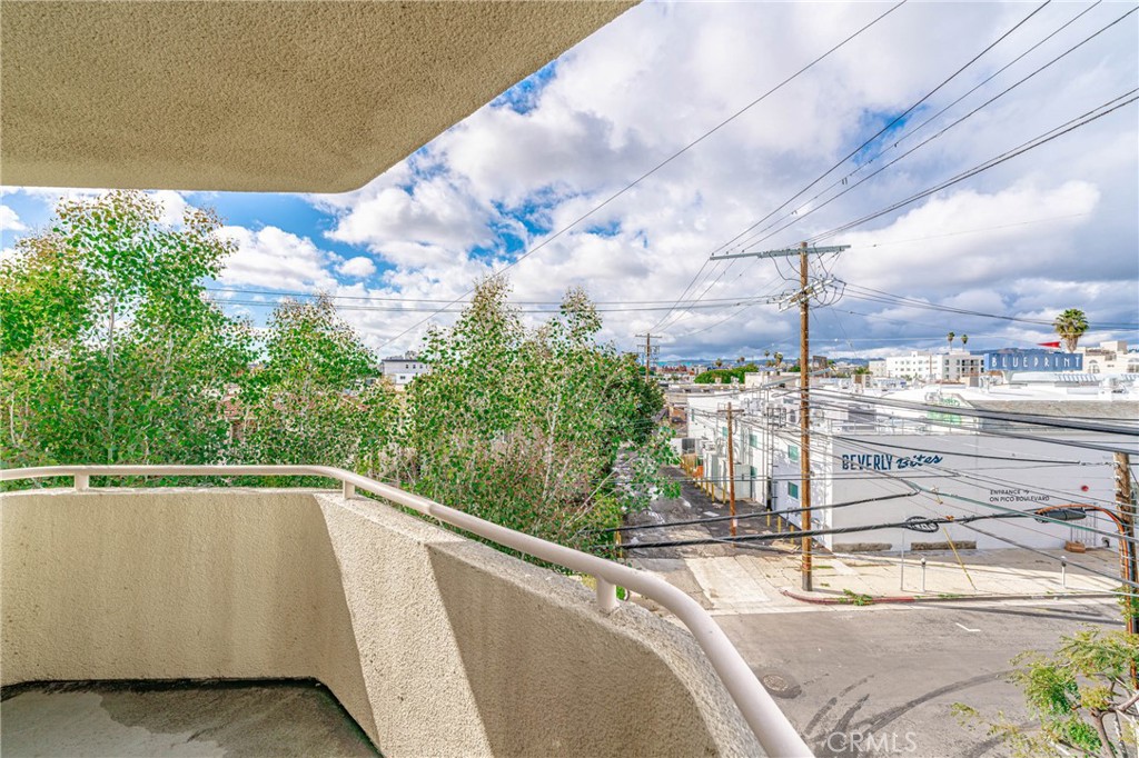 8559 Alcott Street 305