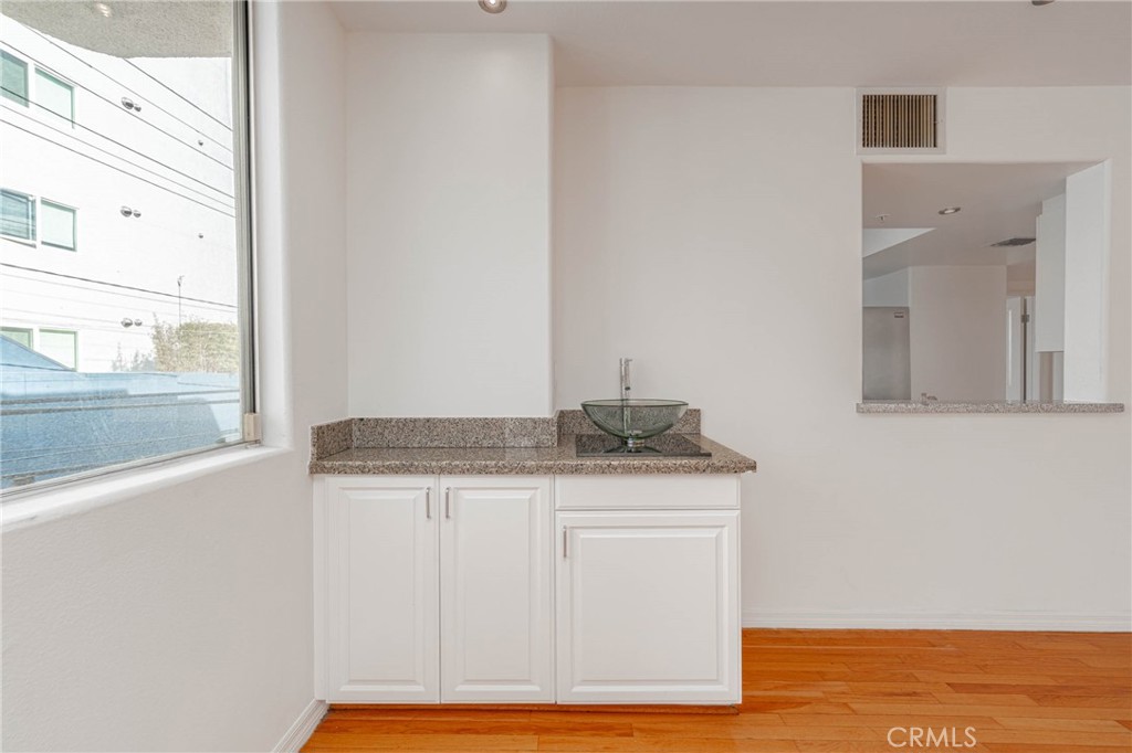 8559 Alcott Street 305