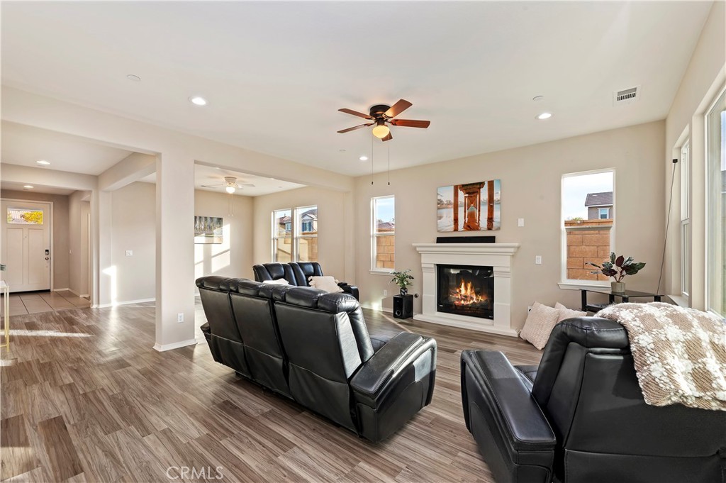 27843 Paddleboat Court