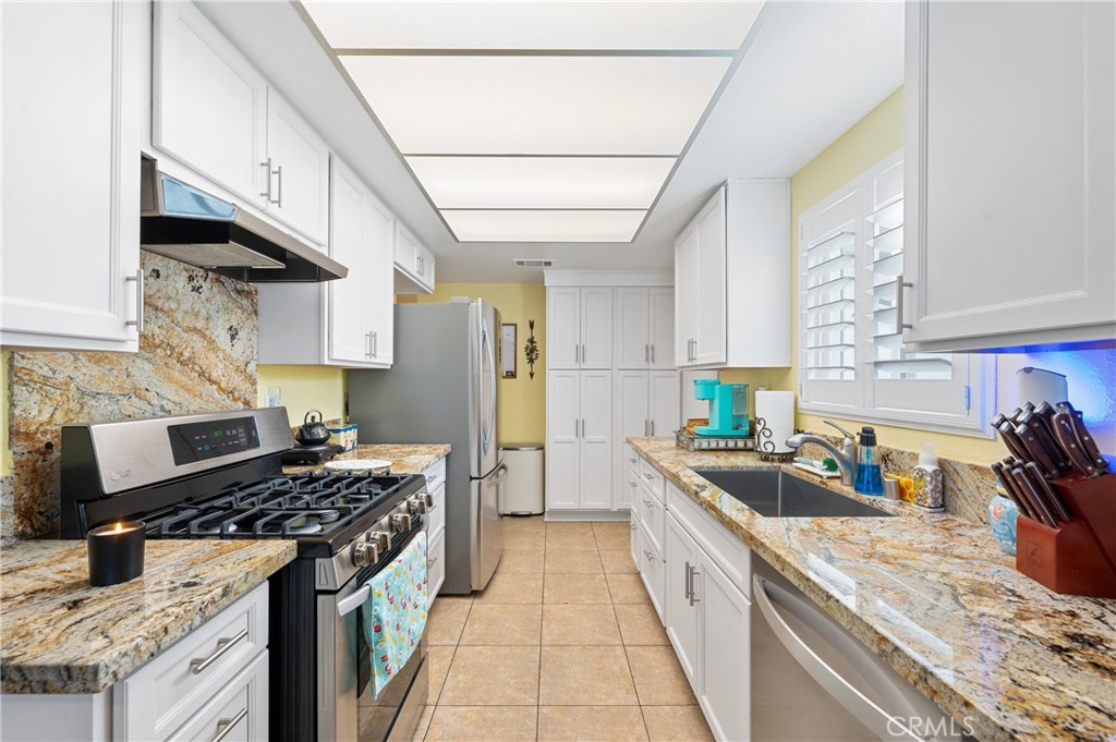 27251 El Puente Street