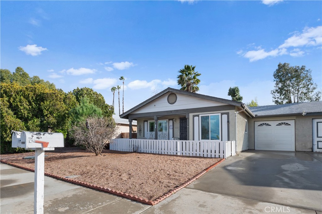 27251 El Puente Street