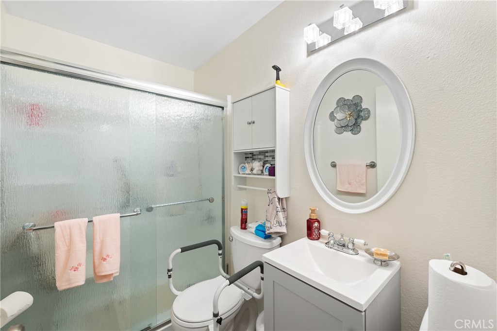 27251 El Puente Street