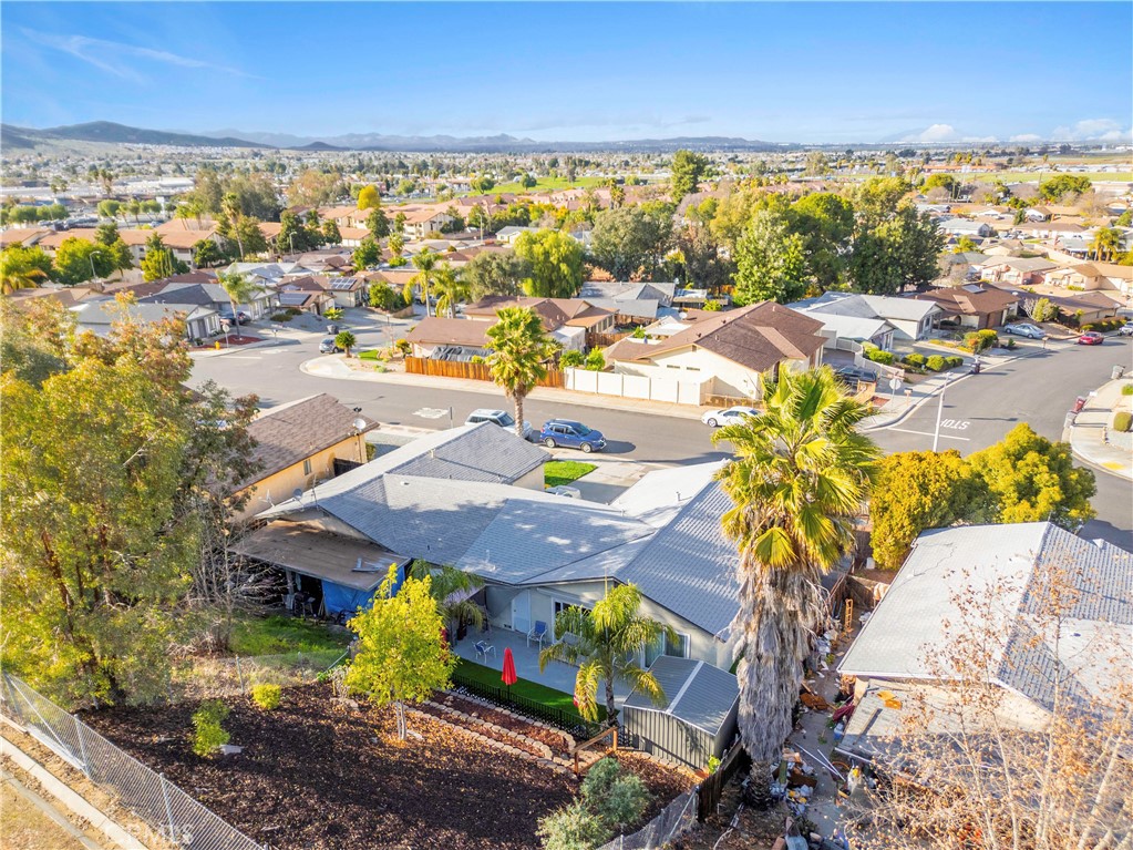 27251 El Puente Street