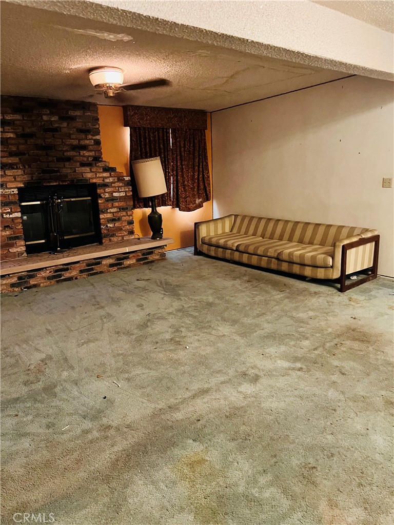 4927 Lakiba Palmer Avenue