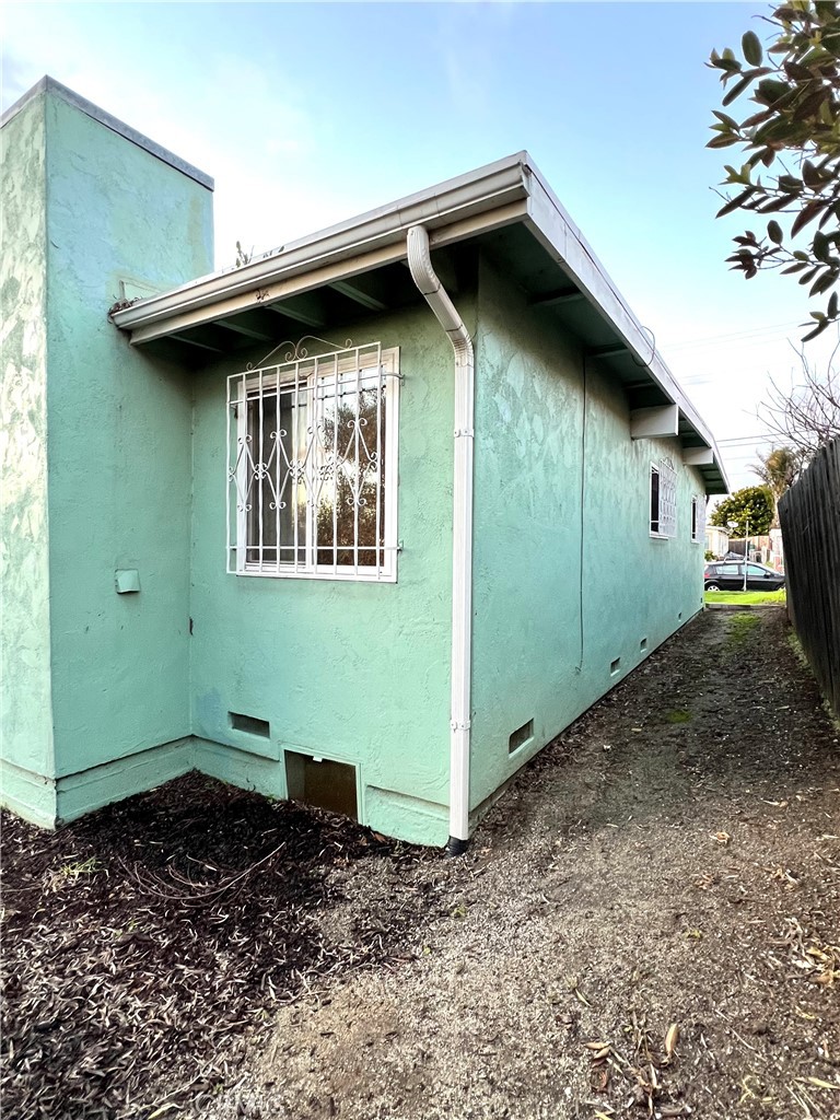 4927 Lakiba Palmer Avenue