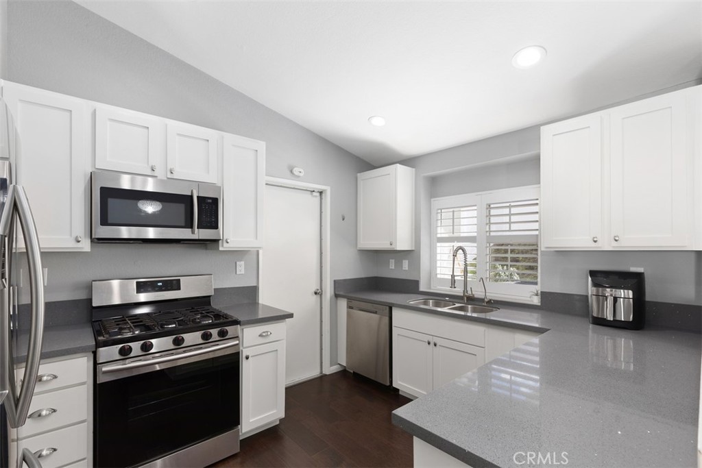 27093 Rainbow Creek Dr